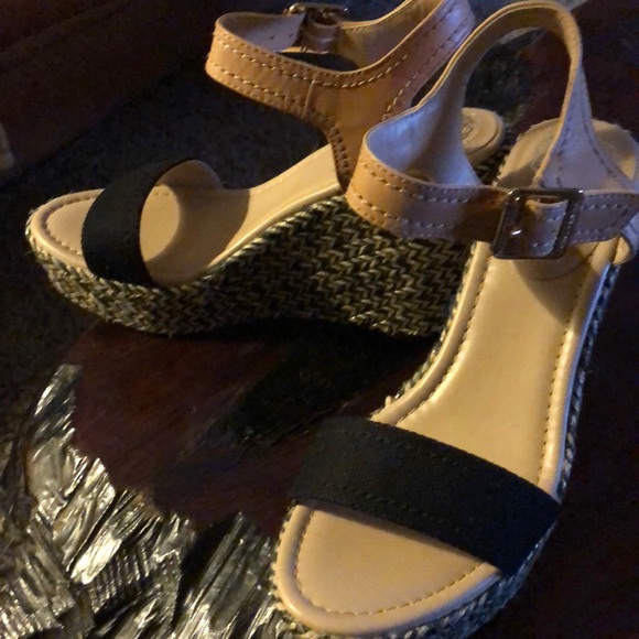 Shoes - Picture 2 of 2